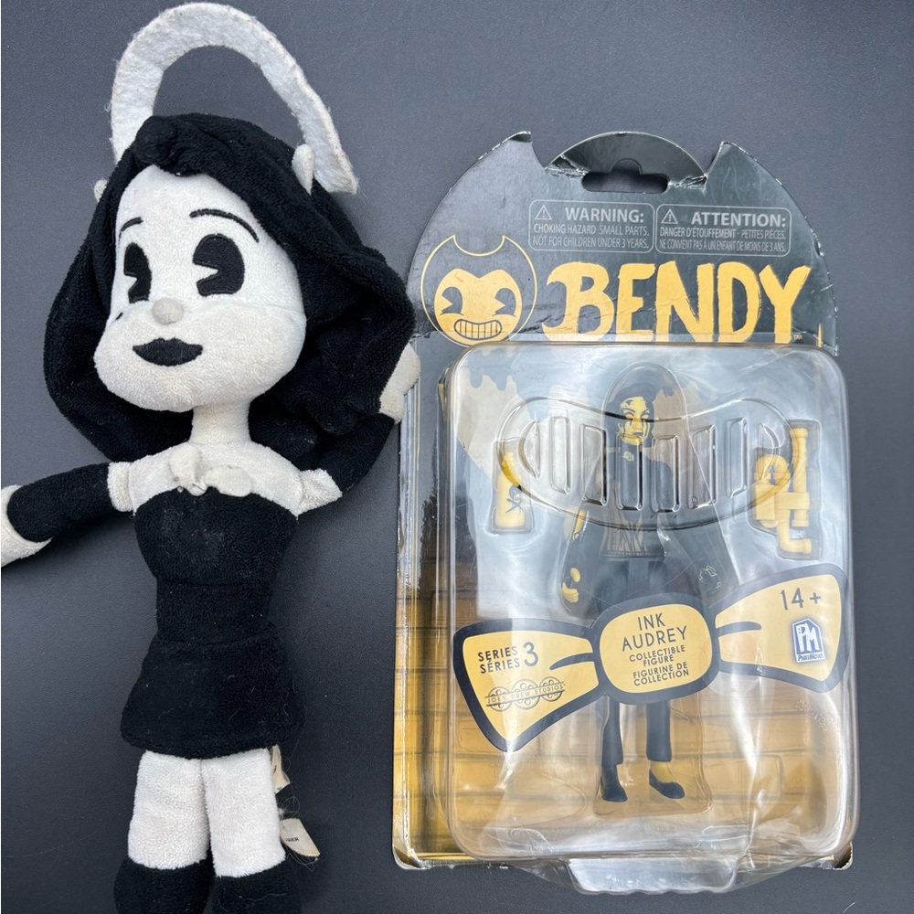 INK AUDREY Series 3 DARK REVIVAL Bendy Ink Machine  Figure and Bendy Angel Plush